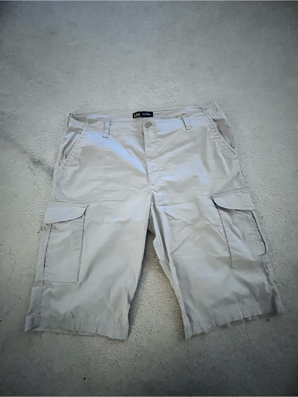 Lee Men’s Light Beige Cargo Shorts